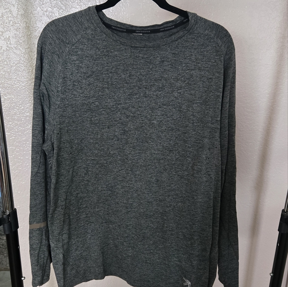 Men's workout shirt long sleeve